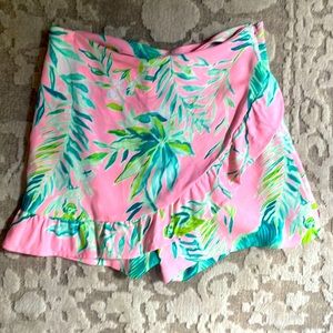 Lilly Pulitzer skort size 4